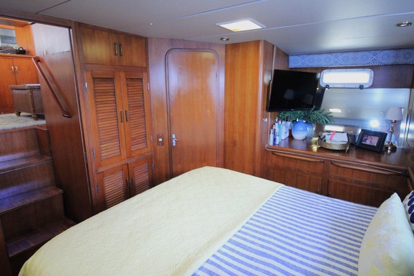 Miss Cristina 52ft Jefferson Yacht For Sale
