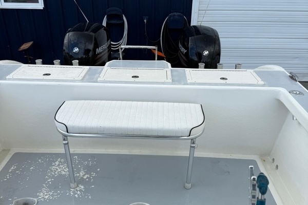 27ft AmeraCat Yacht For Sale