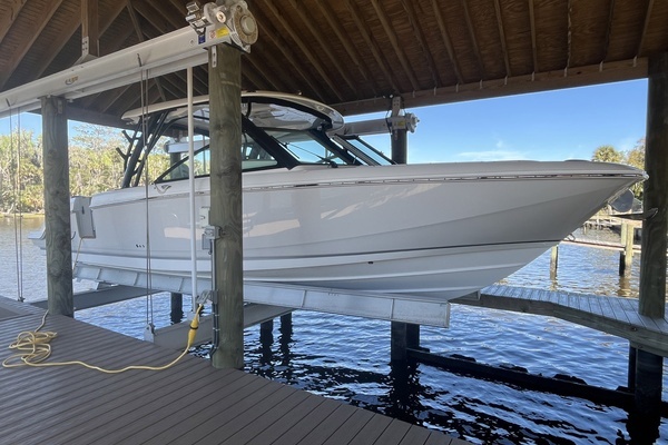 32-ft-Boston Whaler-2022-320 Vantage-Offshore Investment Ponte Vedra Florida United States  yacht for sale