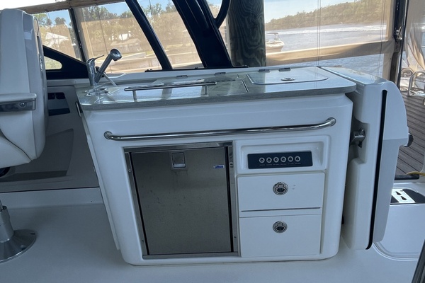 Offshore Investment 32ft Boston Whaler Yacht For Sale