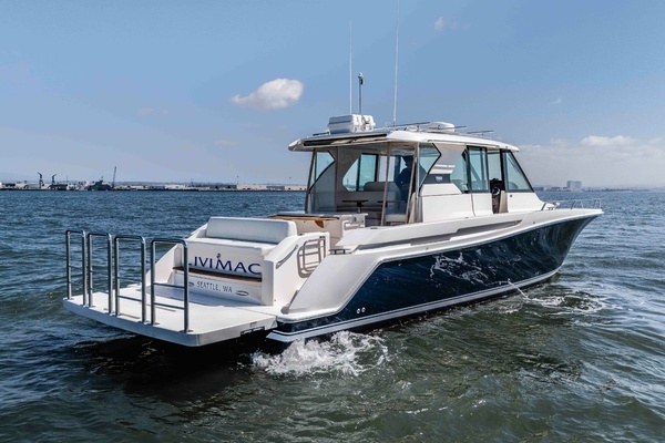 2016 Tiara Yachts 44