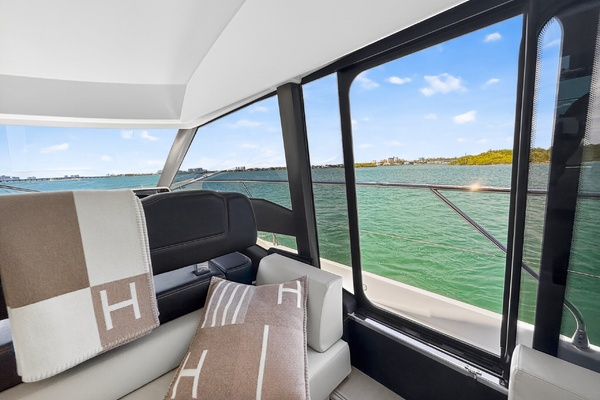 61ft Prestige Yacht For Sale