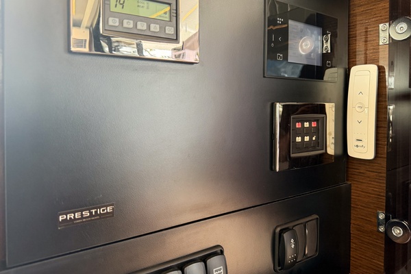 61ft Prestige Yacht For Sale