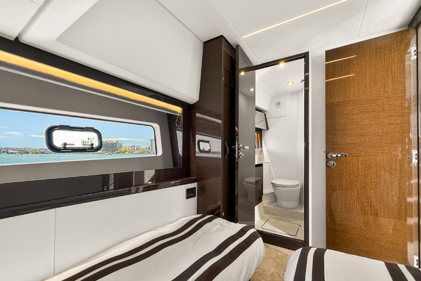 61ft Prestige Yacht For Sale