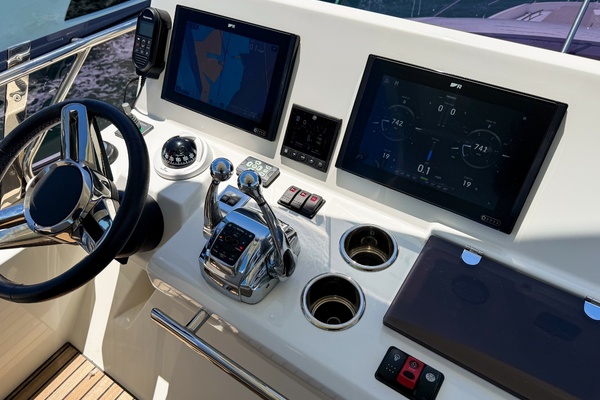 61ft Prestige Yacht For Sale