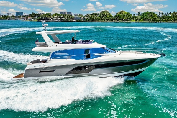 Photo of the 2023 Prestige 590