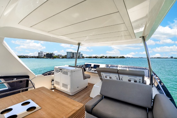 61ft Prestige Yacht For Sale