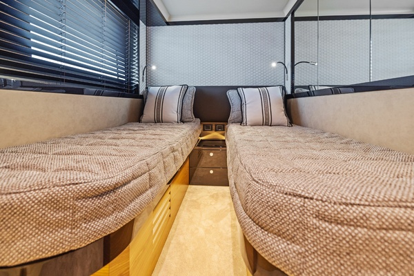 64ft Absolute Yacht For Sale