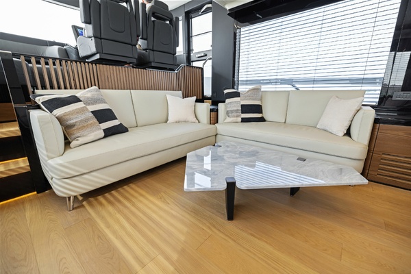 64ft Absolute Yacht For Sale