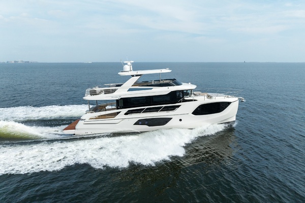 64ft Absolute Yacht For Sale