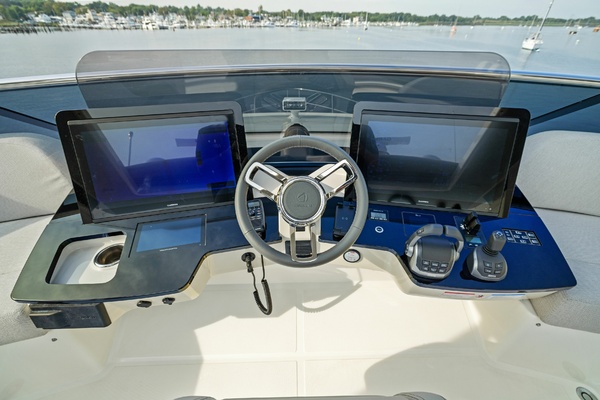 64ft Absolute Yacht For Sale