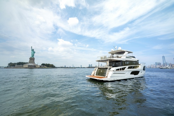 64ft Absolute Yacht For Sale