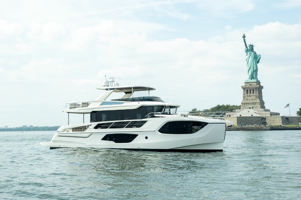 64ft Absolute Yacht For Sale