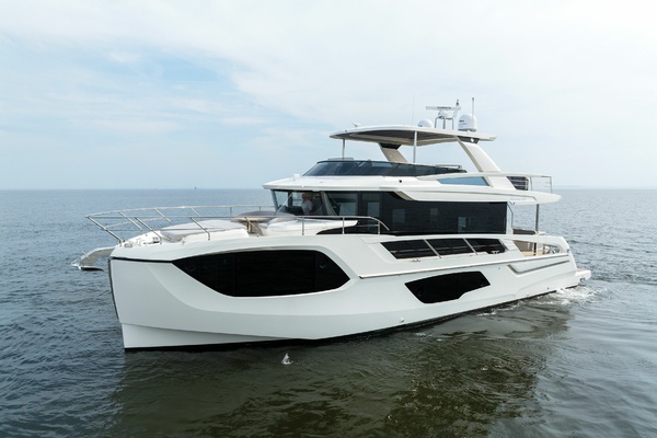 64ft Absolute Yacht For Sale