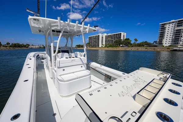 34ft Yellowfin Yacht For Sale