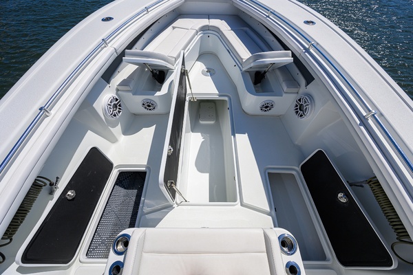 34ft Yellowfin Yacht For Sale