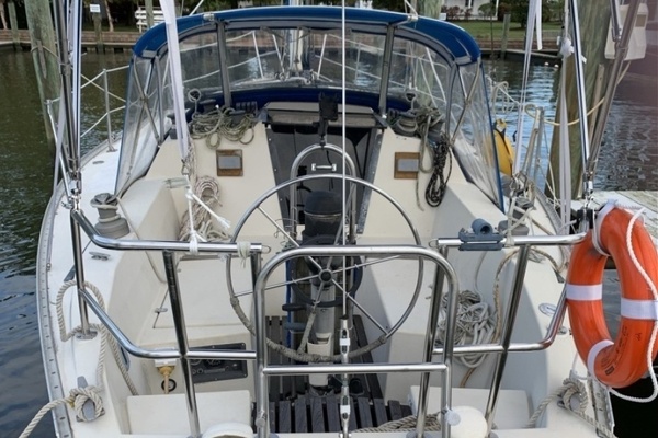 Low Rider 34ft San Juan Yacht For Sale