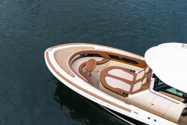 31ft Chris Craft Yacht For Sale