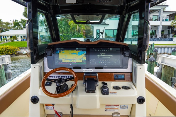 31ft Chris Craft Yacht For Sale