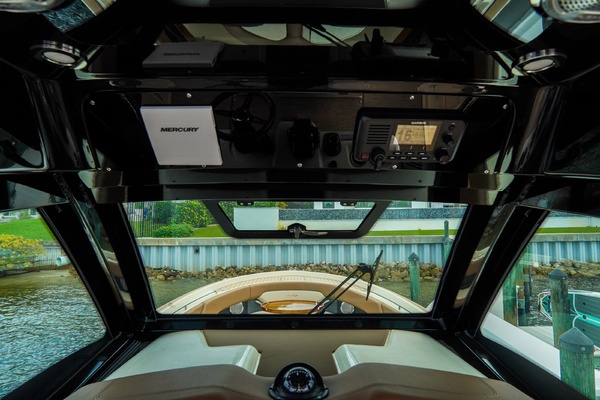 31ft Chris Craft Yacht For Sale