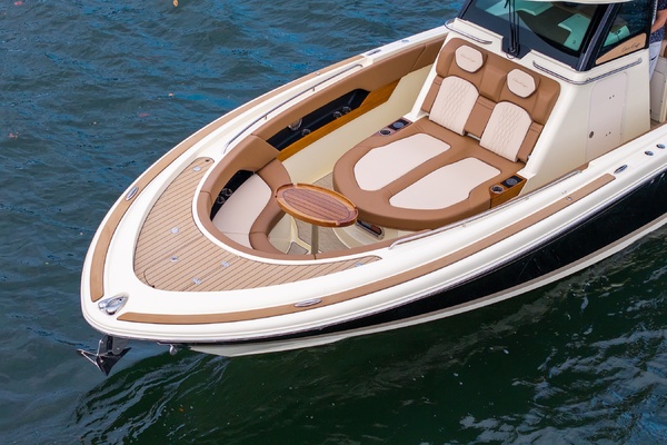 31ft Chris Craft Yacht For Sale