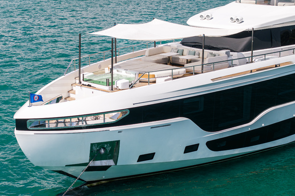 118ft Azimut Yacht For Sale