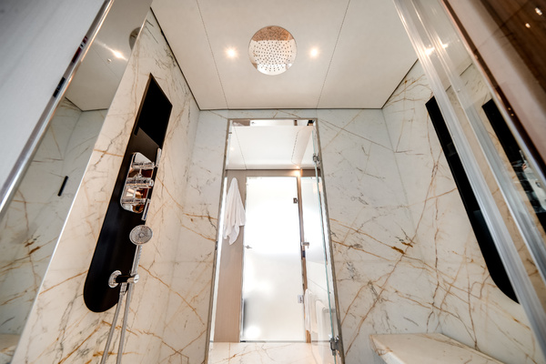 118ft Azimut Yacht For Sale