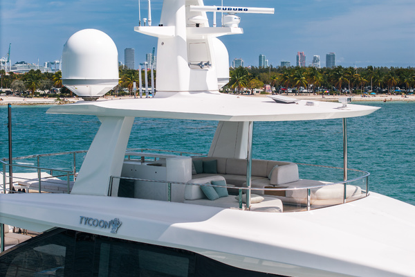 118ft Azimut Yacht For Sale