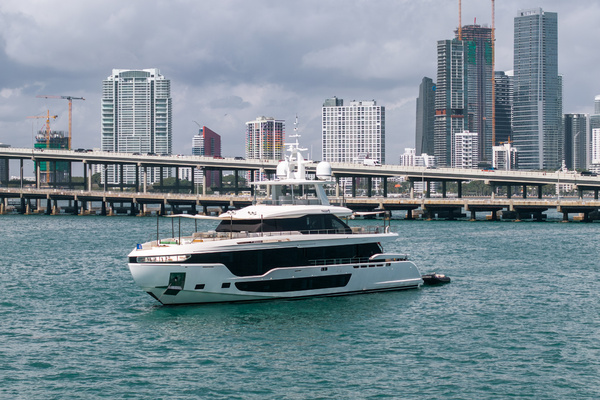 118ft Azimut Yacht For Sale