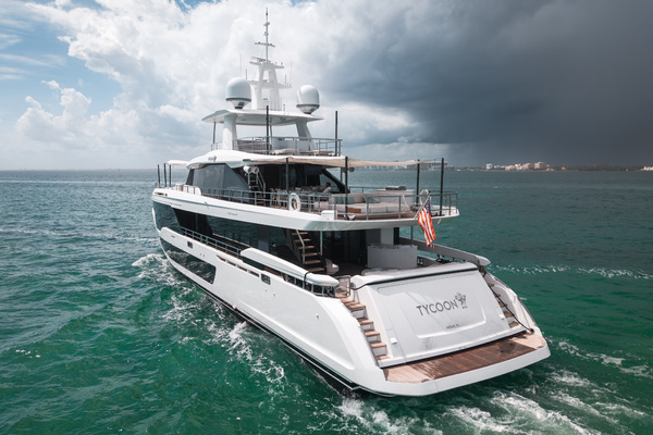 2024 Azimut 118