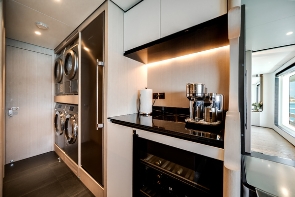 118ft Azimut Yacht For Sale