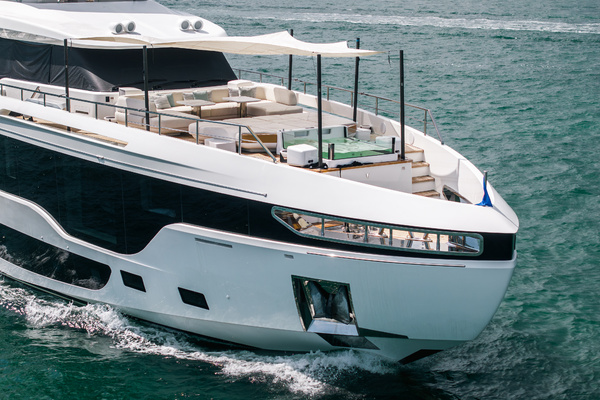 118ft Azimut Yacht For Sale