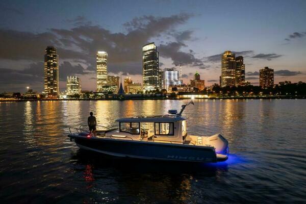 30ft Nimbus Yacht For Sale