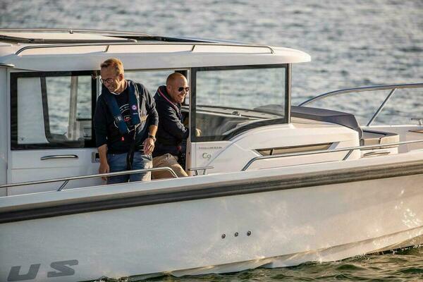 30ft Nimbus Yacht For Sale