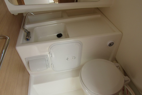 26ft Nimbus Yacht For Sale