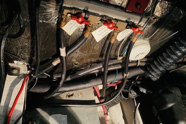 1992 Tiara Yachts 27