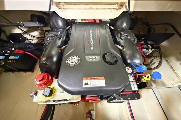 28ft Regal Yacht For Sale