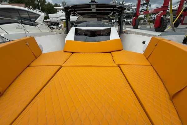 40ft Tesoro Yacht For Sale
