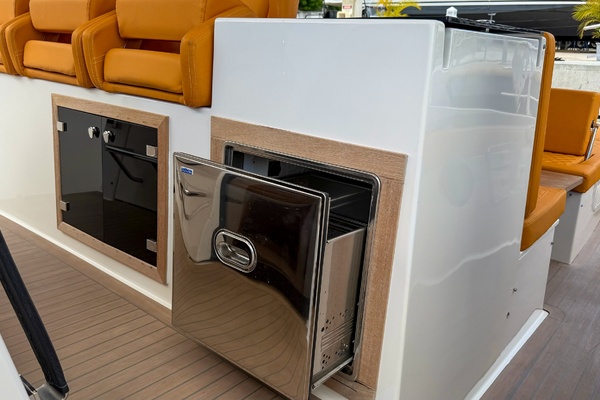 40ft Tesoro Yacht For Sale