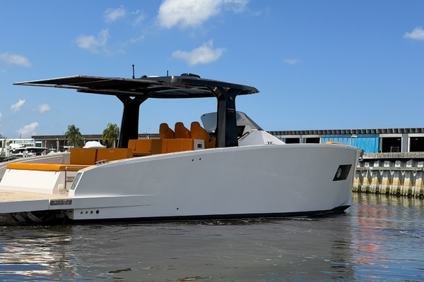 40ft Tesoro Yacht For Sale