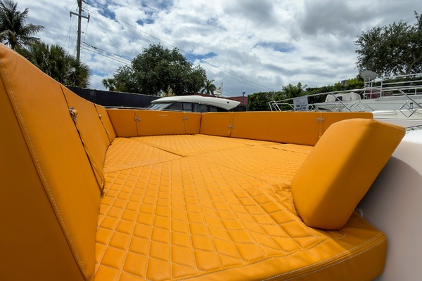 40ft Tesoro Yacht For Sale