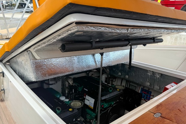 40ft Tesoro Yacht For Sale