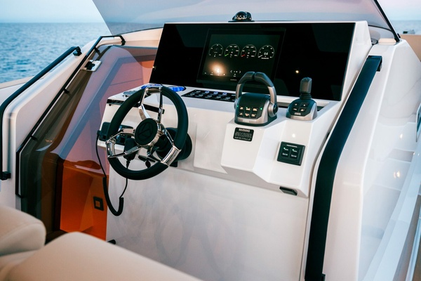 40ft Tesoro Yacht For Sale