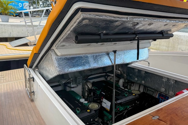 40ft Tesoro Yacht For Sale