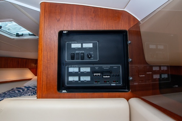 2007 Tiara Yachts 38