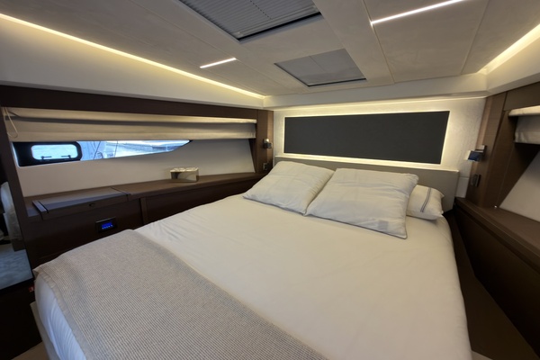 52ft Prestige Yacht For Sale