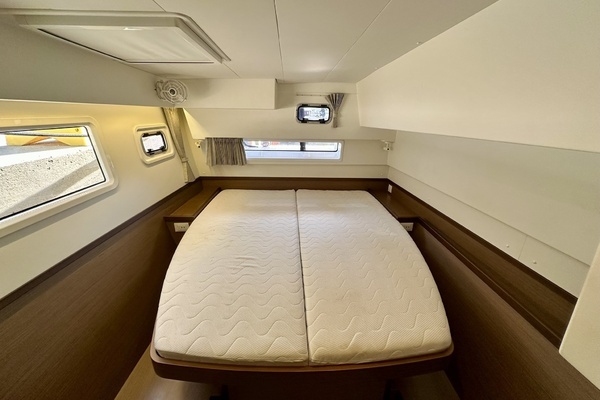 Lagoon 42 Yacht For Sale