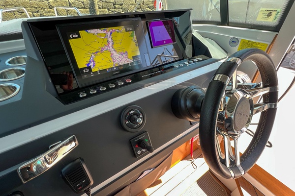 Dasmas 28ft Axopar Yacht For Sale