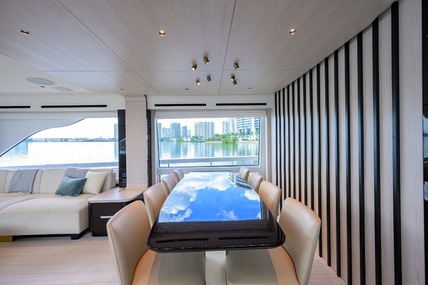 DT78 78ft Azimut Yacht For Sale