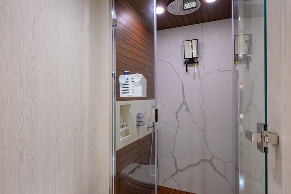 DT78 78ft Azimut Yacht For Sale